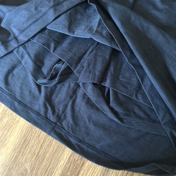 Duluth Trading Co Women’s Navy 1X Skort - Picture 4 of 4